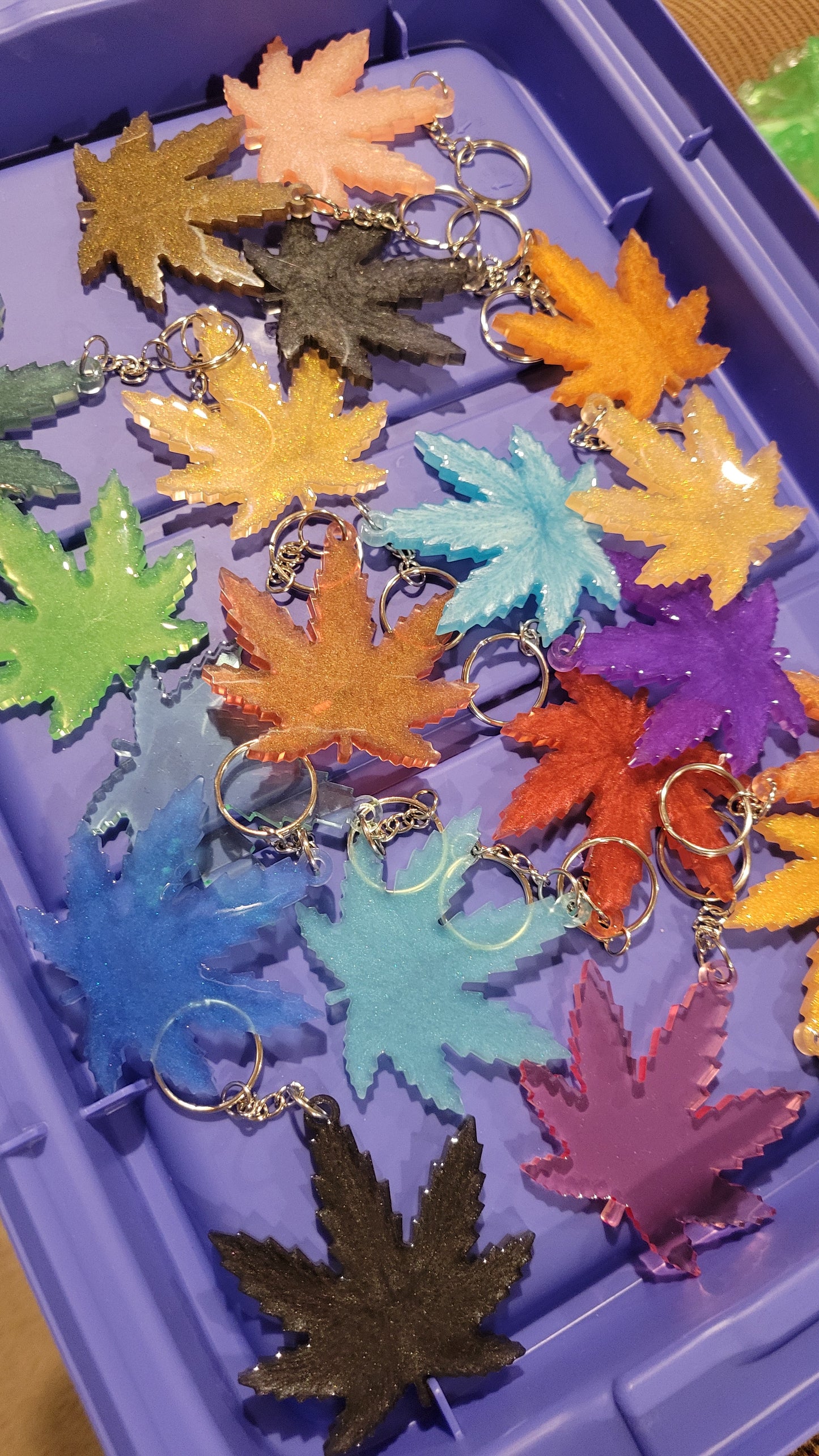 Keychain, maple leaf